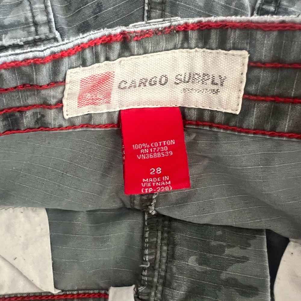 Cargo Supply Camo Cargo Shorts!! - Picture 3 of 7